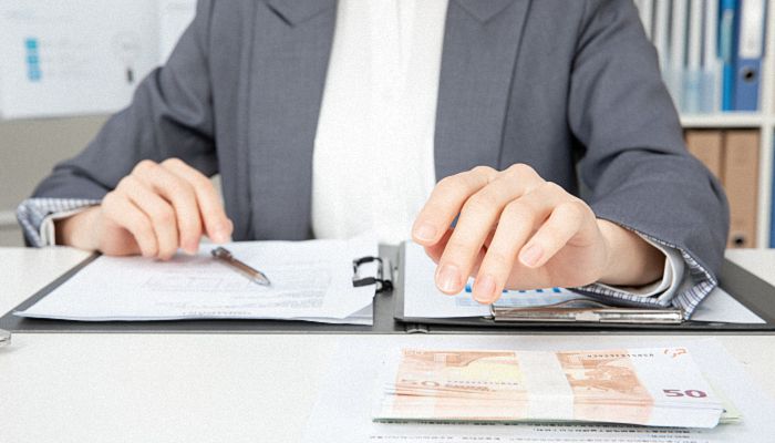 2023清明节加班工资怎么算 2023清明节加班工资计算方法