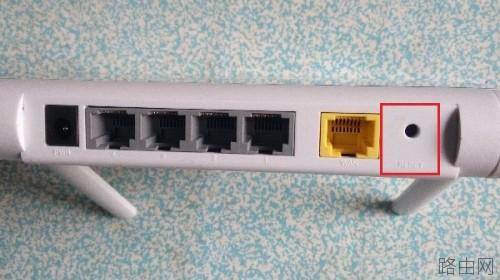 360路由器怎么恢复出厂设置?