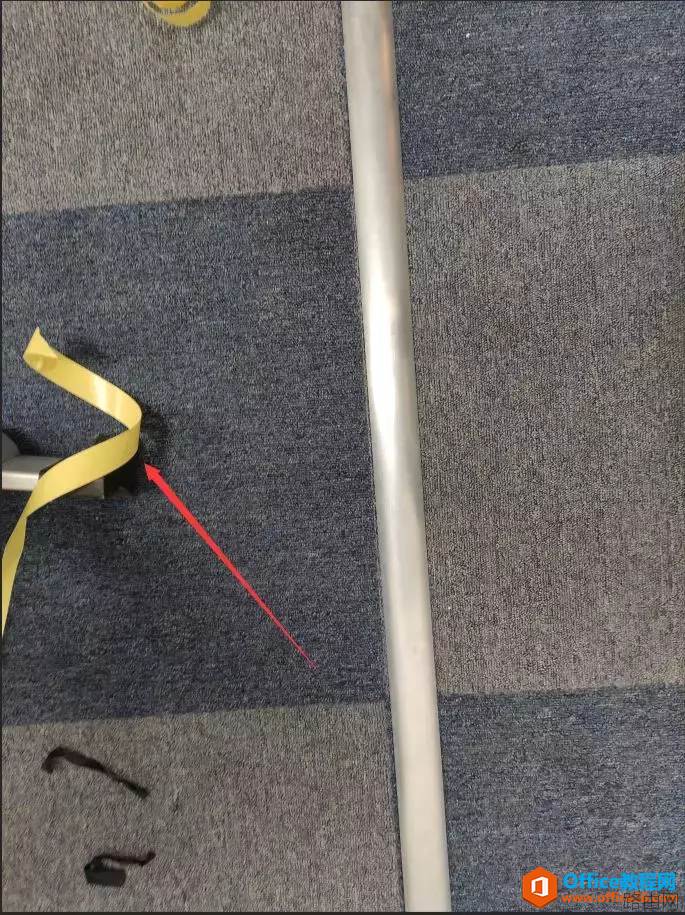 谁发明的这个线槽,两个人半天没整明白怎么用?