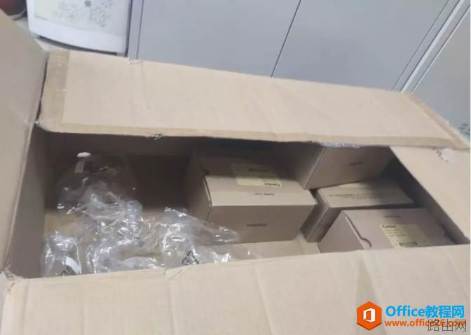无线路由器扩展器你们都调过，那移动4G信号扩展器你们调过吗？