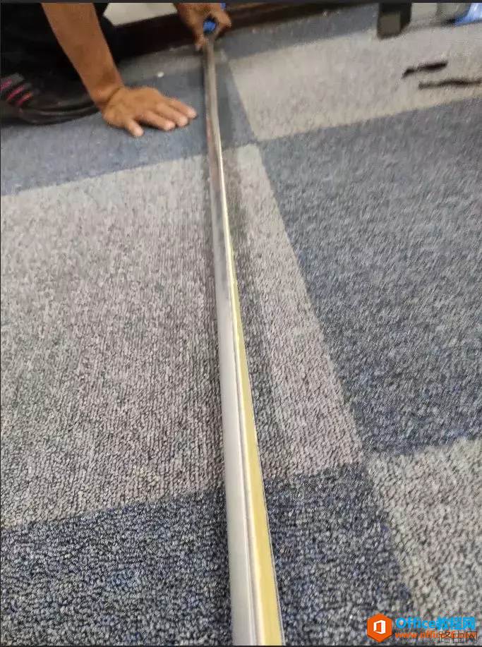 谁发明的这个线槽,两个人半天没整明白怎么用?
