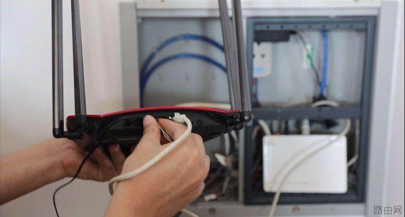 家里WiFi信号不好怎么实现全屋覆盖