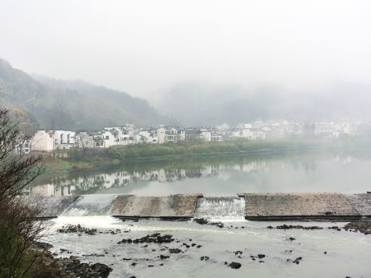 歙县徽州古城渔梁坝和渔梁古镇