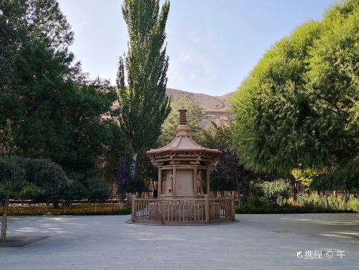 敦煌莫高窟景区-慈氏之塔