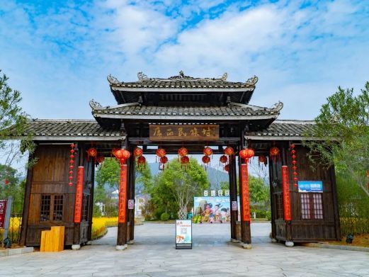 南宁广西民族村