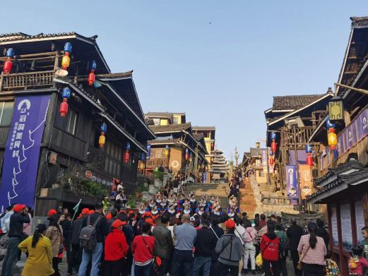 三江县冠洞景区