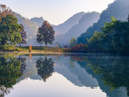 德保红山中央公园
