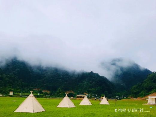 百色大王岭漂流露营地·户外烧烤·团建拓展
