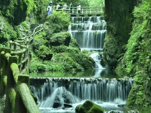 贵阳巴喇谷风景区