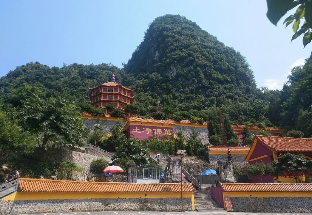 安龙大佛寺