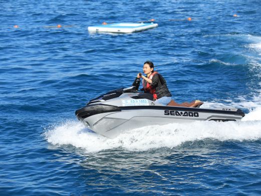乐东龙沐湾滨海乐园