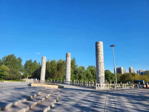 鸡西图腾广场
