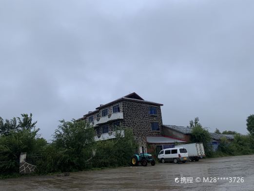 宁安镜泊小镇