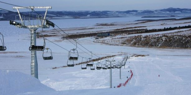 讷河尼尔基斯湖大架山滑雪场