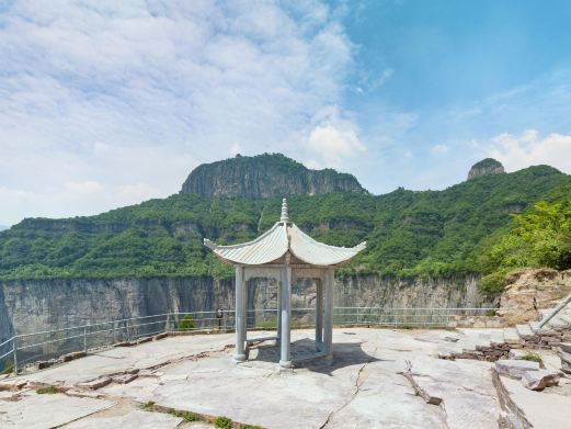 辉县回龙天界山景区