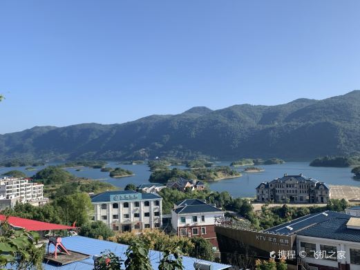 阳新仙岛湖直升机旅游基地