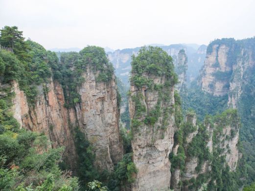 张家界乾坤柱(阿凡达悬浮山)