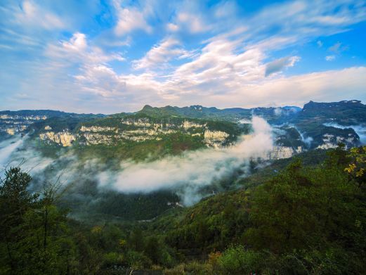龙山洛塔地质公园
