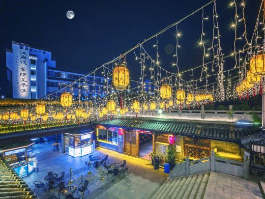 南京夫子庙小吃广场(东牌楼店)