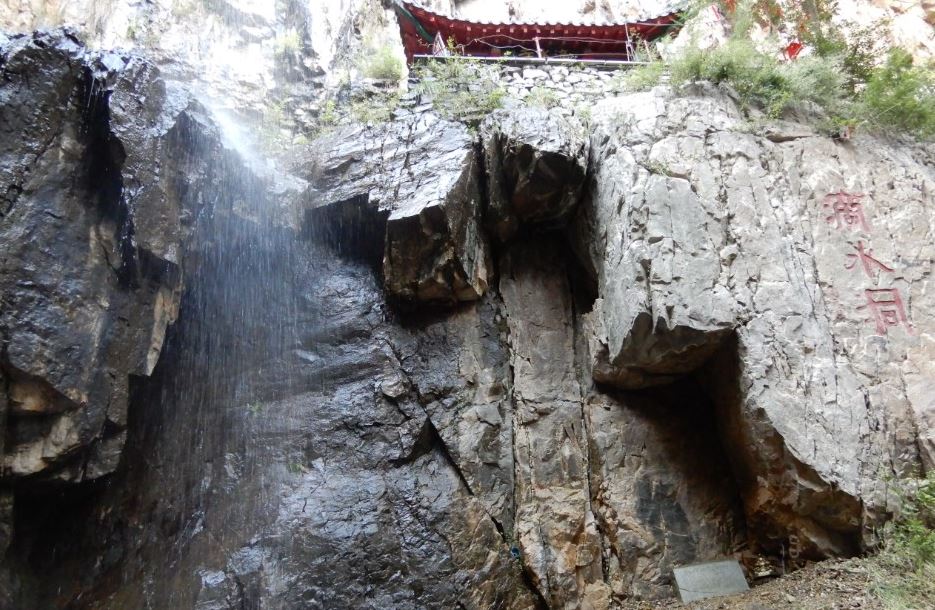 本溪滴水洞