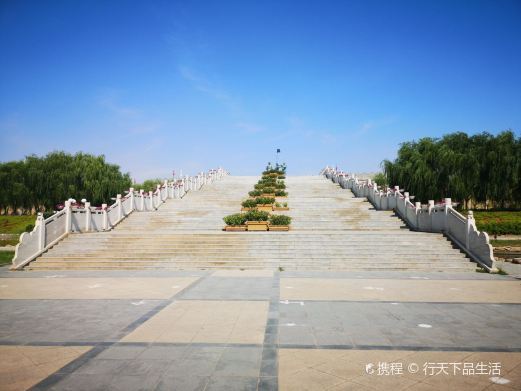 五原誓师广场