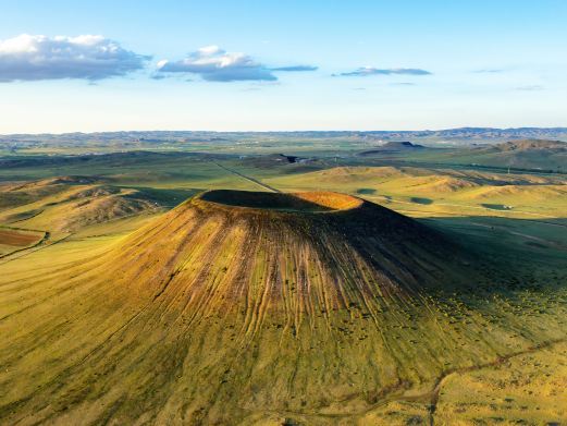 察右后旗察哈尔火山群