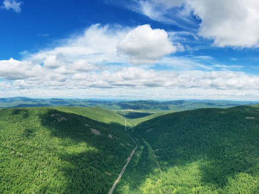 鄂伦春旗相思谷原始林风景区