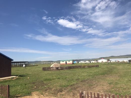 额尔古纳永志马场