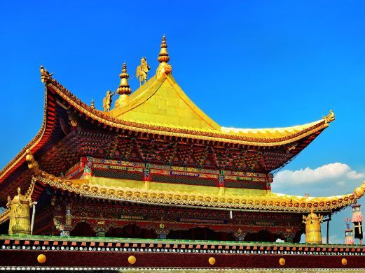 西宁塔尔寺大金瓦殿