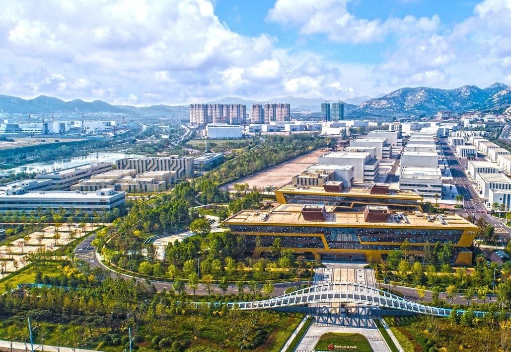 青岛东方影都外景基地