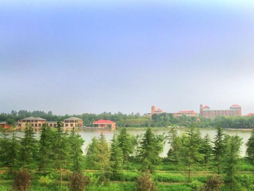 西安渭水园温泉度假村