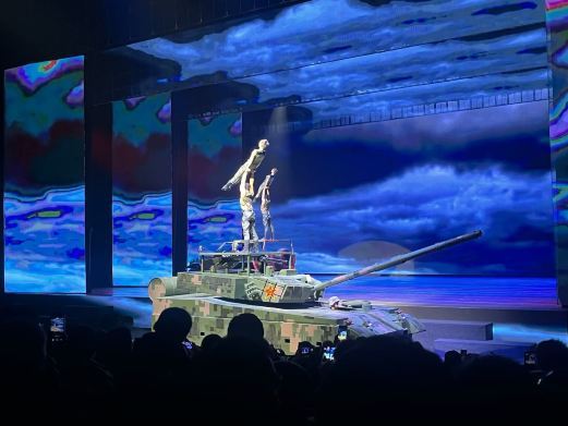西安《特种兵》—中国首部现代军事题材极限艺术演·展秀