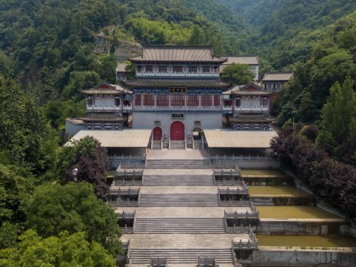 西安青华山卧佛寺景区