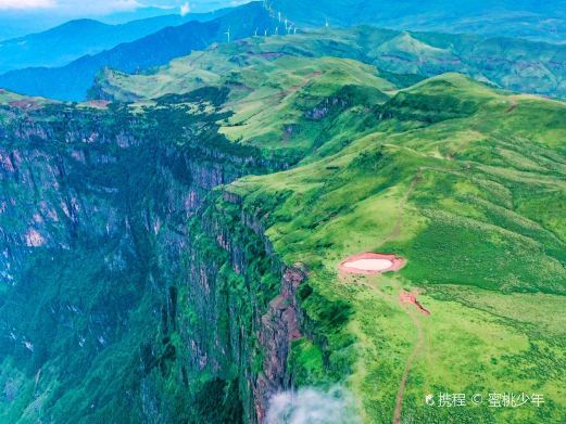 雷波龙头山