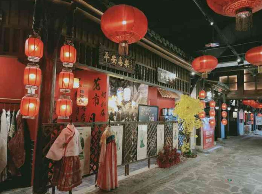 成都锦鲤祠·汉服文化体验馆
