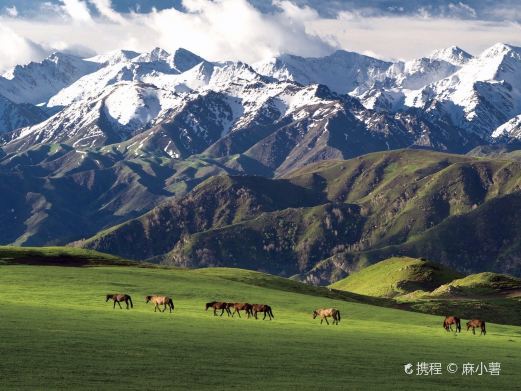 裕民巴尔鲁克旅游风景区