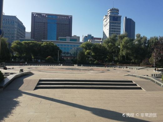 库尔勒人民广场