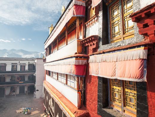 拉萨小昭寺路