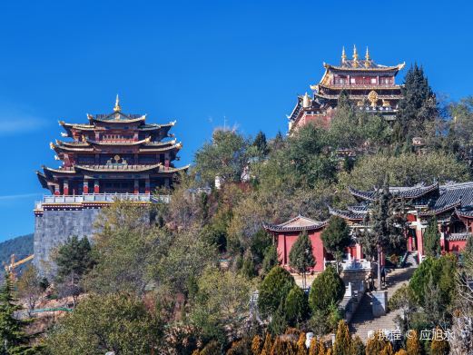 香格里拉市独克宗古城-古城藏经堂