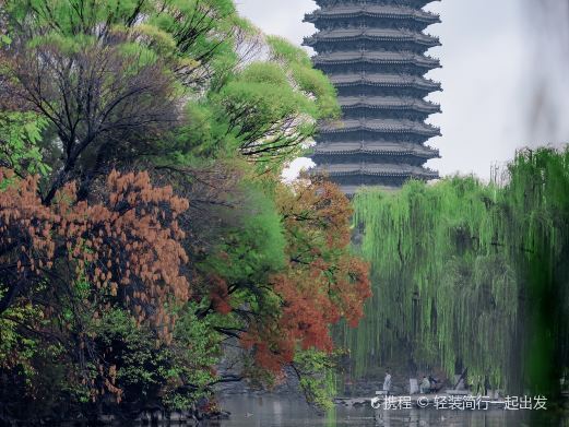 北京大学-博雅塔