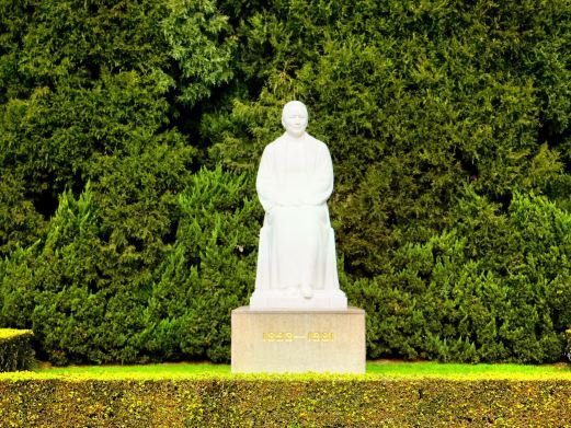 上海中华人民共和国名誉主席宋庆龄陵园