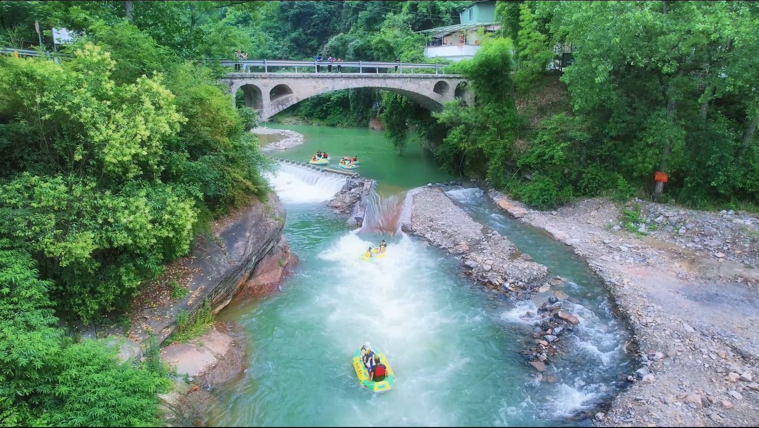 重庆金山湖漂流